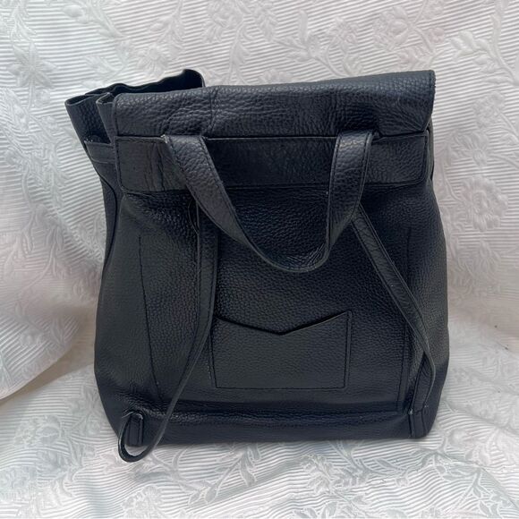 Michael Kors Valerie Medium Black Pebbled Leather Backpack With Gold Hardware main image 8